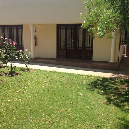 Wozani Lodge Булавайо Экстерьер фото